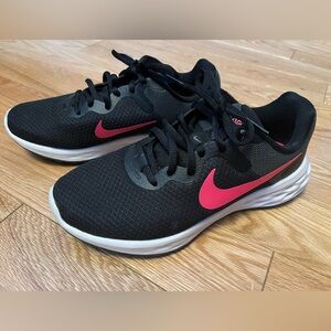Nike Revolution 6 Women’s running shoes